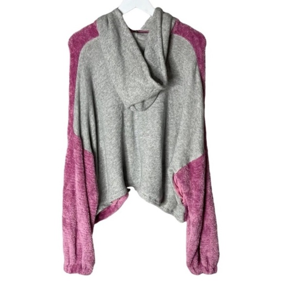 Free People Pink/Gray Fuzzy Oversized Color block Hoodie Lagenlook Sweater Sz S - Picture 2 of 12